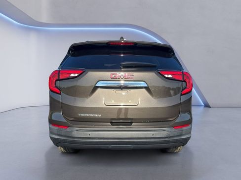 Used 2019 GMC Terrain SLE w/ Driver Convenience Package image 4