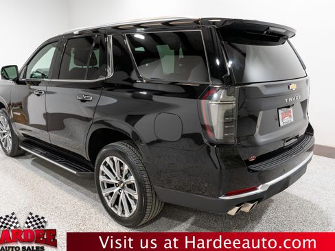 Used 2025 Chevrolet Tahoe High Country image 3