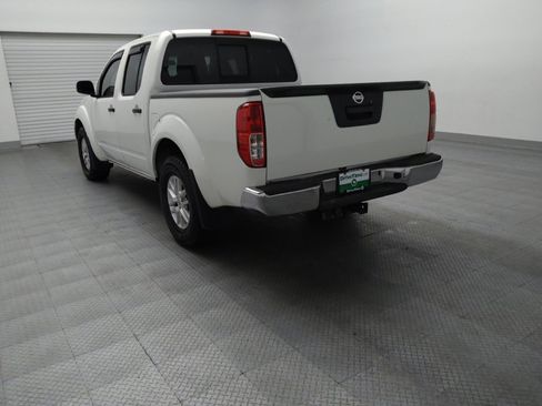 Used 2019 Nissan Frontier SV RWD image 5