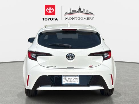 Used 2025 Toyota Corolla SE FWD image 4