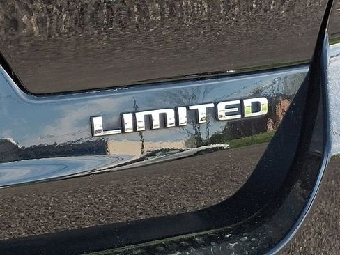 Used 2022 Jeep Grand Cherokee L Limited AWD/4WD image 33