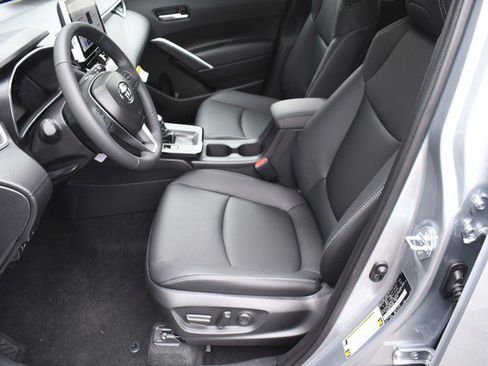 New 2026 Toyota Corolla Cross XLE image 7