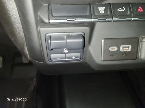 Used 2023 Chevrolet Silverado 2500 W/T w/ WT Fleet Convenience Package image 31