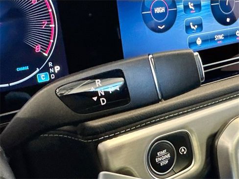 Certified 2025 Mercedes-Benz G 550 image 17