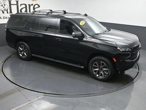 Used 2024 Chevrolet Suburban Z71 w/ Off-Road Capability Package AWD/4WD image 40
