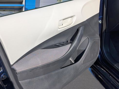 Used 2023 Toyota Corolla LE image 13