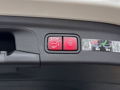 New 2026 Mercedes-Benz GLE 350 4MATIC image 18