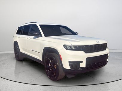 Used 2023 Jeep Grand Cherokee L Laredo