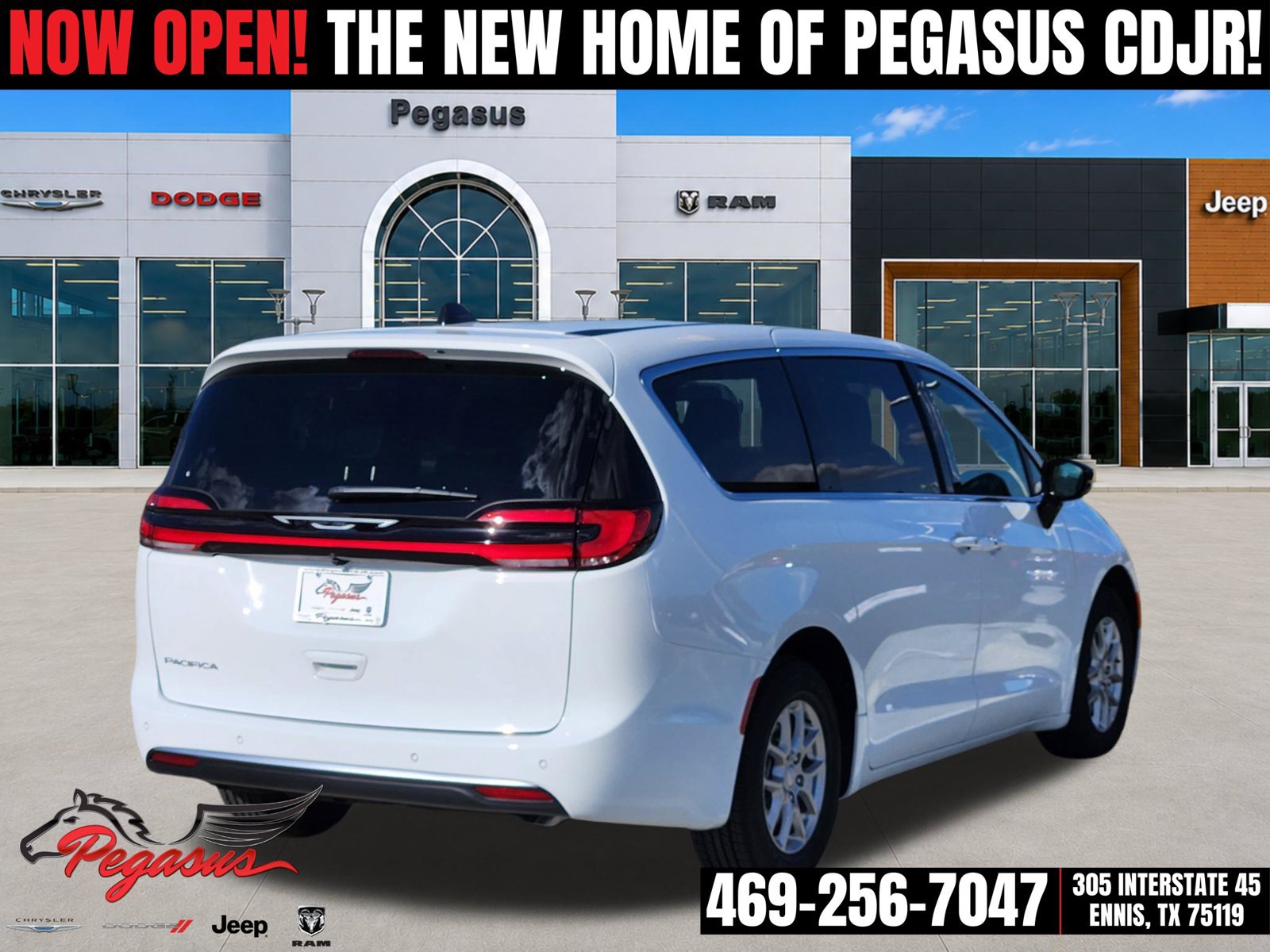 New 2027 Chrysler Pacifica Select FWD image 4