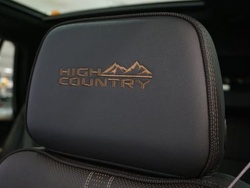 Certified 2025 Chevrolet Tahoe High Country w/ Sun And Tow Package image 11