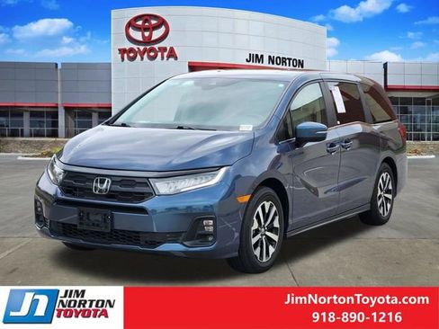 Used 2025 Honda Odyssey EX-L image 3