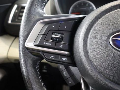 Used 2022 Subaru Ascent Premium w/ Convenience Package image 18