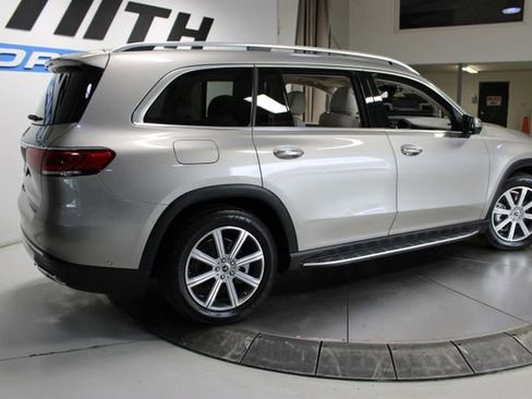 Used 2022 Mercedes-Benz GLS 450 4MATIC image 6
