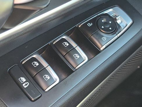 Used 2022 Kia Telluride S AWD/4WD image 27