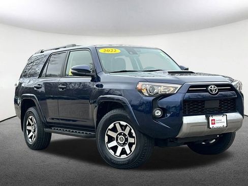 Certified 2022 Toyota 4Runner TRD Off-Road Premium AWD/4WD image 2