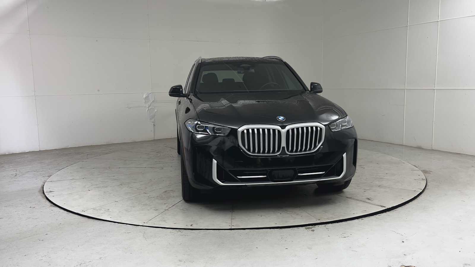 Used 2024 BMW X5 xDrive40i w/ Premium Package AWD/4WD image 7