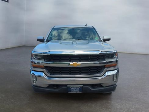 Used 2018 Chevrolet Silverado 1500 LT w/ LT Fleet Convenience Package AWD/4WD image 5