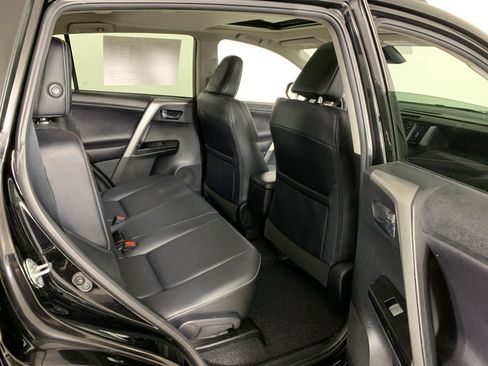 Used 2017 Toyota RAV4 Limited image 34