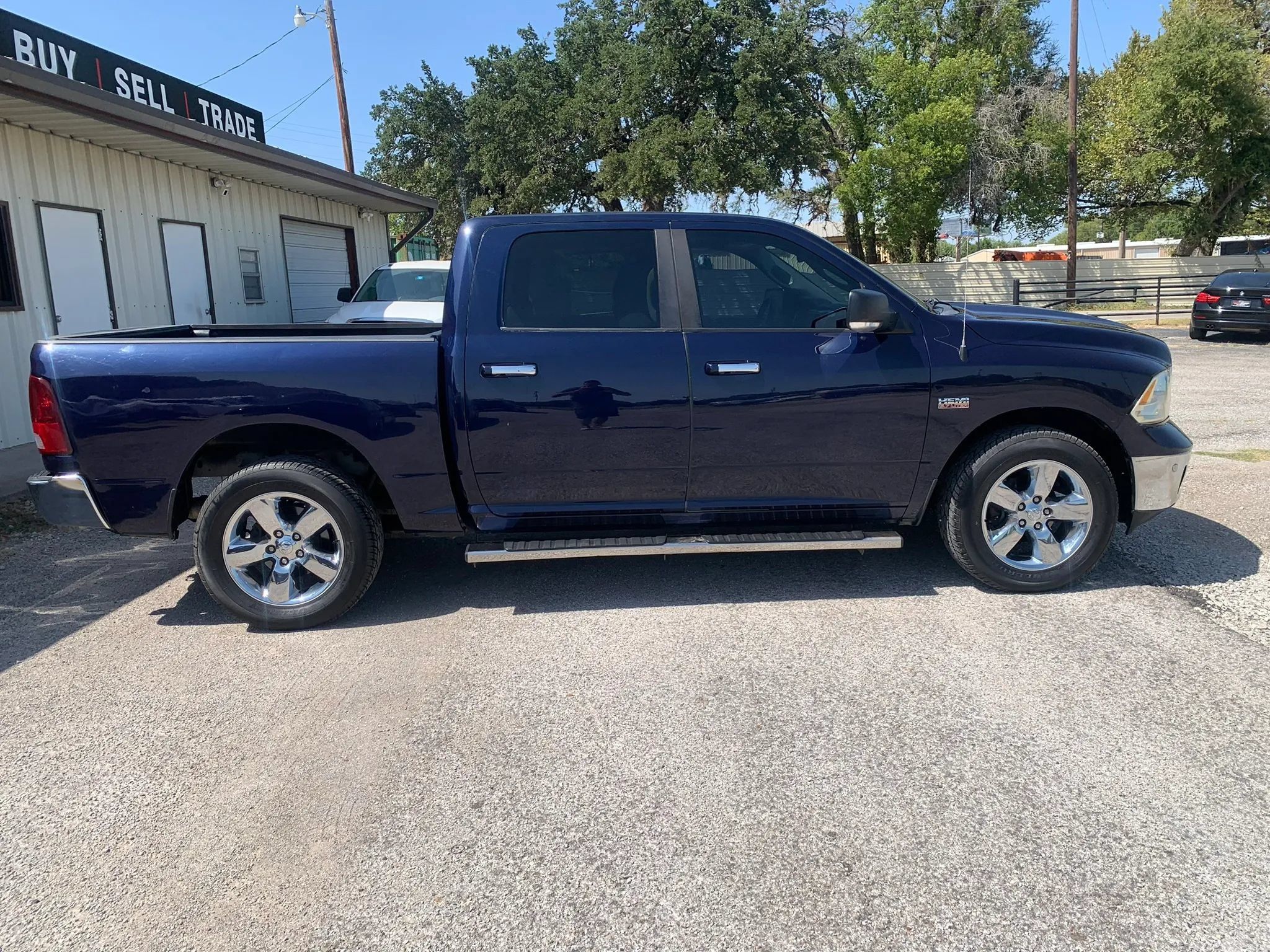 Used 2015 RAM 1500 Big Horn AWD/4WD image 1