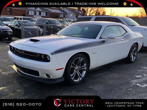 Used 2020 Dodge Challenger R/T image 1