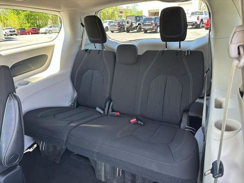 Certified 2023 Chrysler Voyager LX FWD image 24