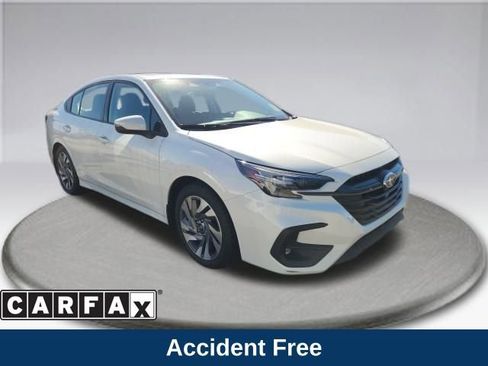 Used 2025 Subaru Legacy Limited w/ Popular Package #3 image 2