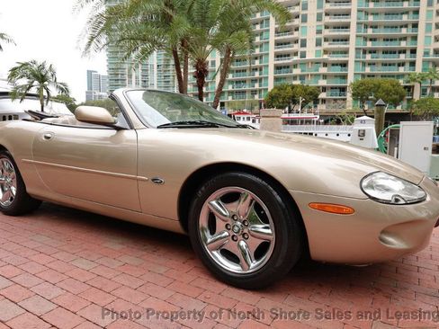 Used 1998 Jaguar XK8 Convertible image 13