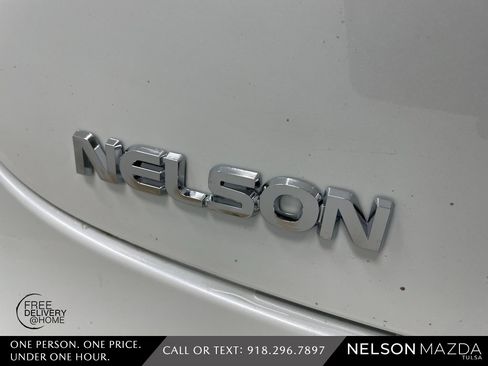 Used 2023 Tesla Model 3 Standard Range image 15