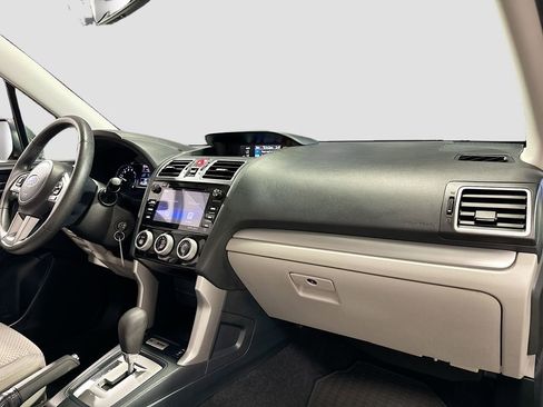 Used 2018 Subaru Forester 2.5i Premium AWD/4WD image 30