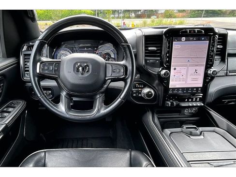 Used 2022 RAM 1500 Limited w/ Body-Colour Bumper Group AWD/4WD image 5