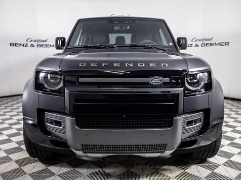 Used 2024 Land Rover Defender 90 Carpathian Edition image 9