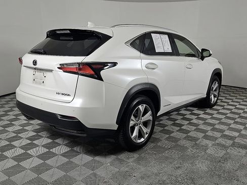 Used 2017 Lexus NX 300h AWD image 4