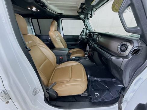 Used 2021 Jeep Wrangler Unlimited Rubicon AWD/4WD image 30