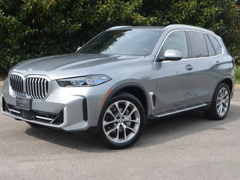 Used 2024 BMW X5 xDrive40i AWD/4WD image 8