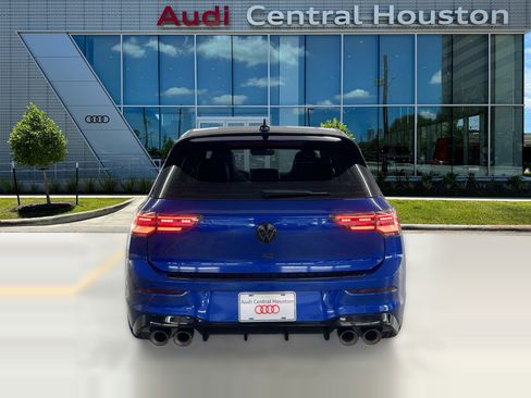 Used 2025 Volkswagen Golf w/ Euro Style Package image 10