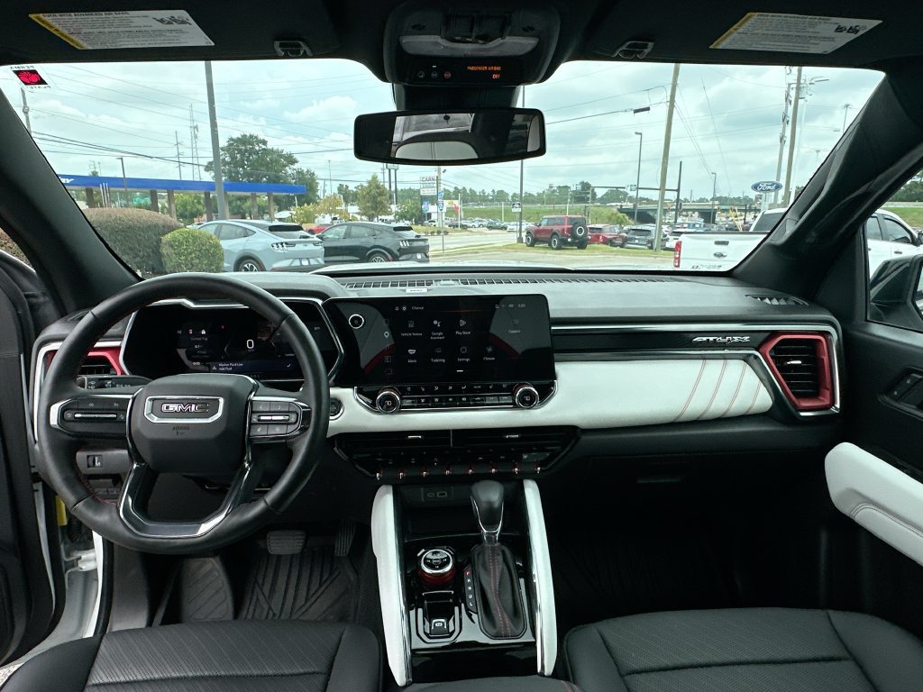 Used 2024 GMC Canyon AT4X AWD/4WD image 3
