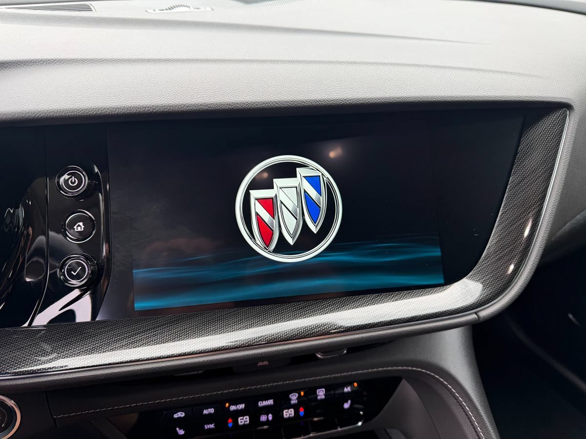 Used 2023 Buick Envision Essence w/ Technology Package I AWD/4WD image 15