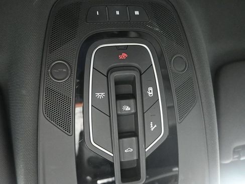 Used 2018 Audi A5 2.0T Prestige w/ Driver Assistance Package AWD/4WD image 17