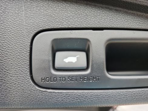 Used 2018 Honda CR-V EX-L image 17