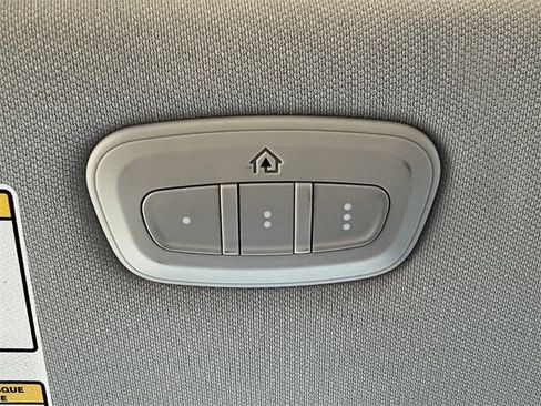 Certified 2021 Jeep Cherokee Latitude Lux w/ Comfort/Convenience Group image 30