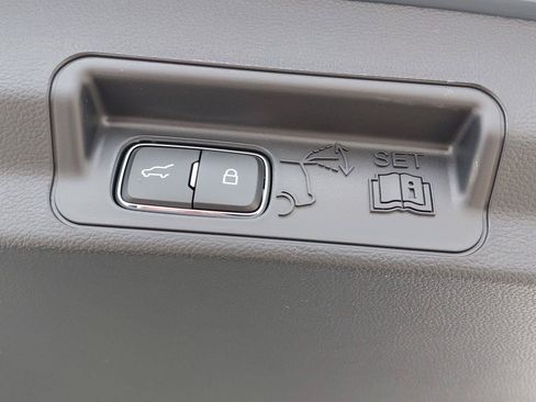 New 2026 Ford Explorer Active AWD/4WD image 28