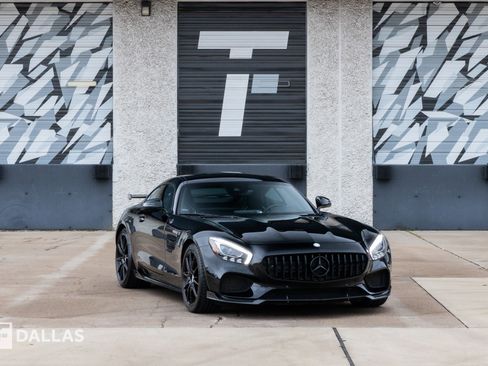 Used 2016 Mercedes-Benz AMG GT S image 1