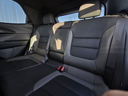 Used 2024 Chevrolet TrailBlazer ACTIV w/ Driver Confidence Package image 25