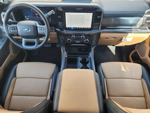 New 2026 Ford F250 Lariat w/ Black Appearance Package AWD/4WD image 18