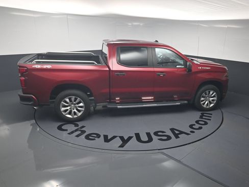 Used 2019 Chevrolet Silverado 1500 Custom w/ Custom Value Package AWD/4WD image 24