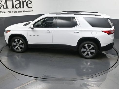 Used 2020 Chevrolet Traverse LT w/ LT Premium Package image 49