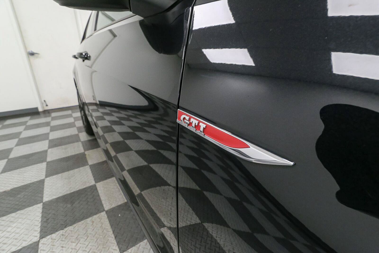 Used 2019 Volkswagen GTI S w/ Driver Assistance Package FWD image 8