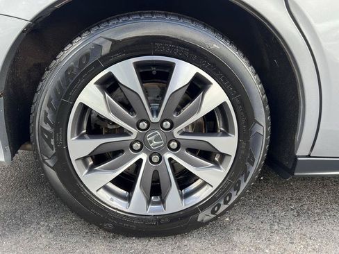 Used 2022 Honda Odyssey EX-L image 32