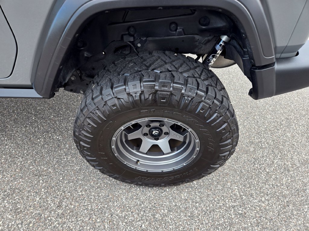 Used 2021 Jeep Wrangler Sport AWD/4WD image 14