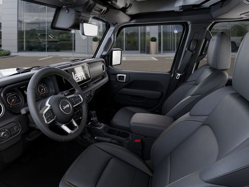 New 2026 Jeep Wrangler Unlimited Sahara AWD/4WD image 24